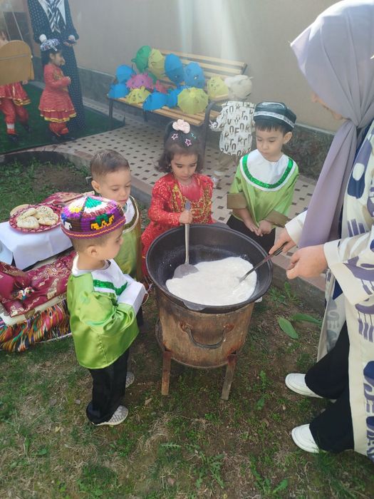 Частный детский сад “Clever baby” обьяляет о наборе наших малышей.