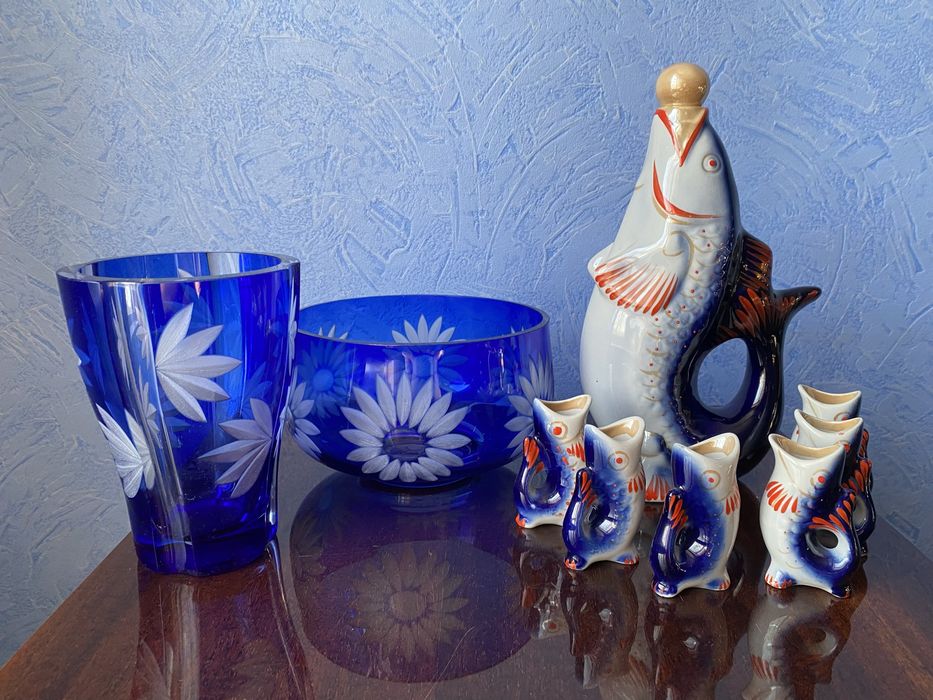 Продаю столовую посуду