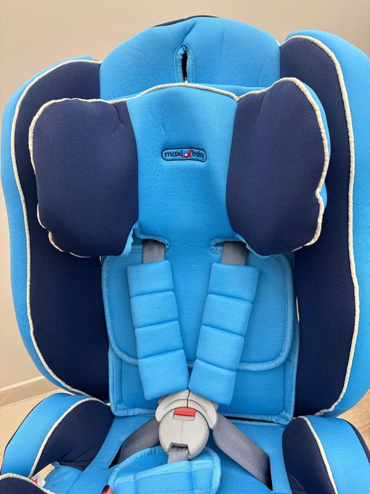 Продается новое детское авто кресло