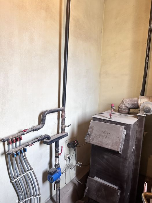 Продам 2 уровневый дом