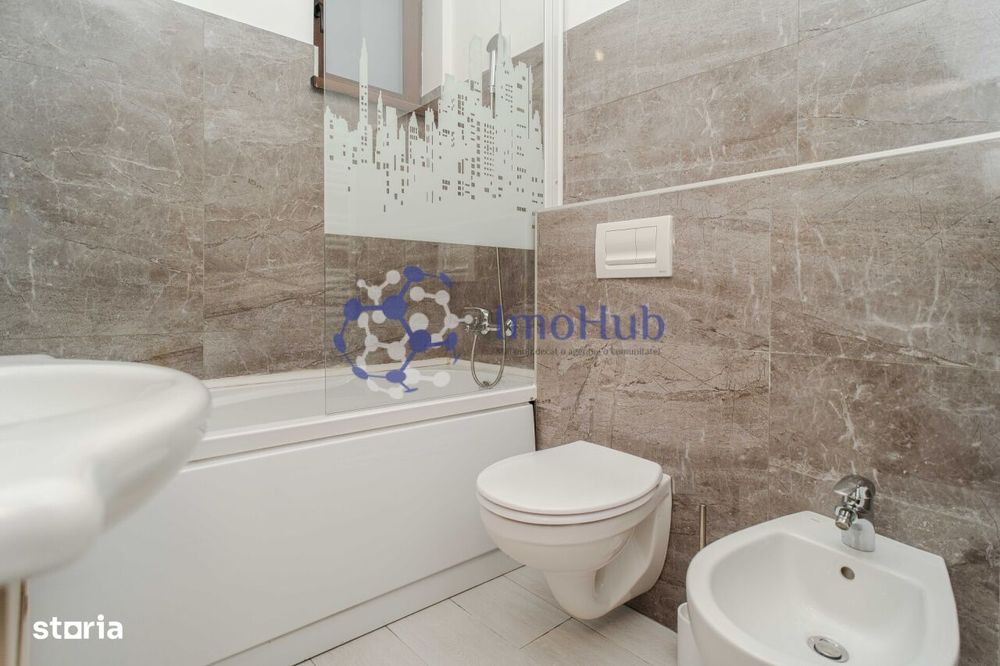 Ap. cu 1 camera, Ultracentral, curte si loc de parcare incluse!