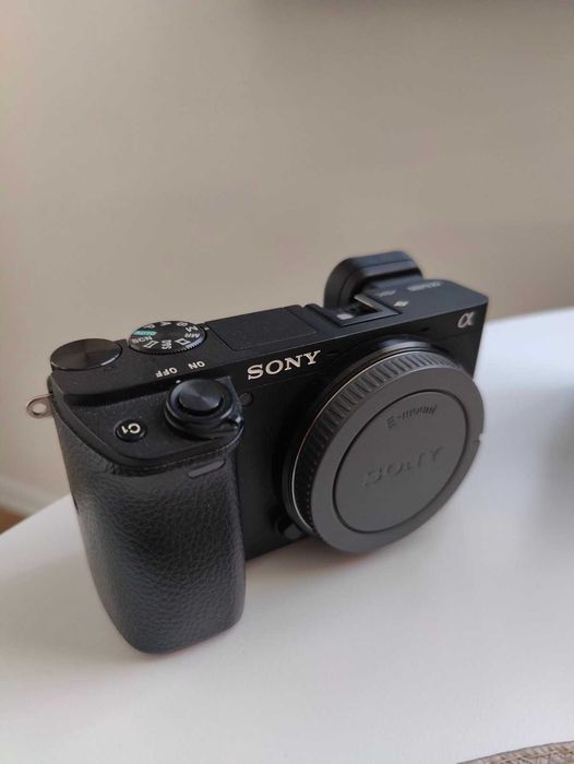 Фотоапарат Sony A6400