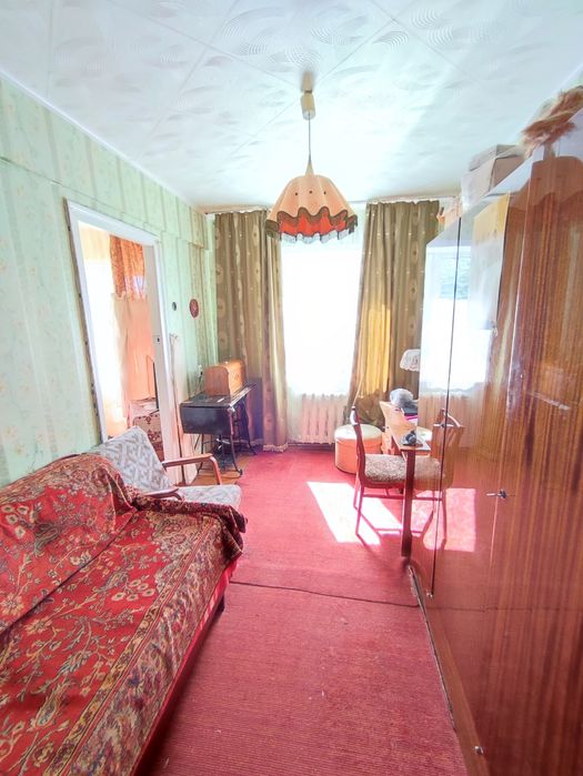 Продается 2-комн (2-19, 4 эт)