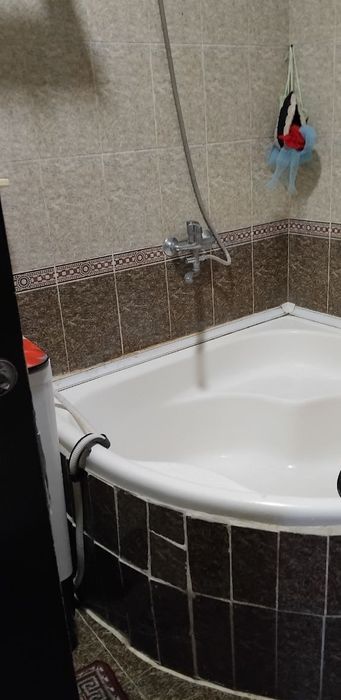 Продаю 1/4/4 Мирзо-Улугбек.р-он. Военный Госпиталь N40