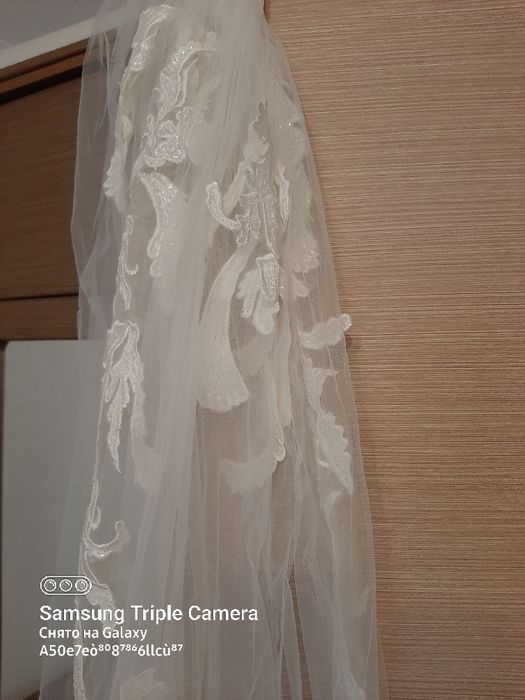 Фата длинная цвет айвори