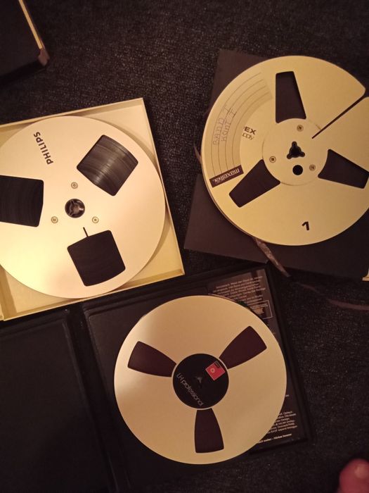 Benzi magnetice pe role metalice!BASF Pro,Philips și Ampex