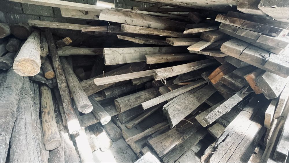 Стройматериал ағаштар сатылады