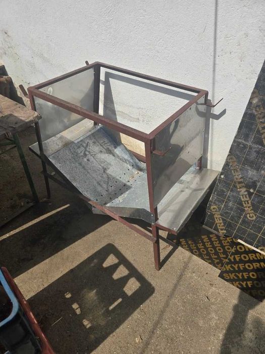 Центрофуга за вадене на мед