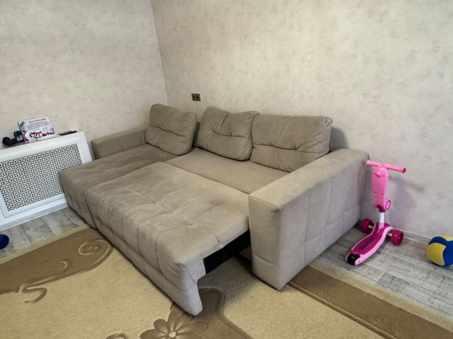 Продам шикарный диван