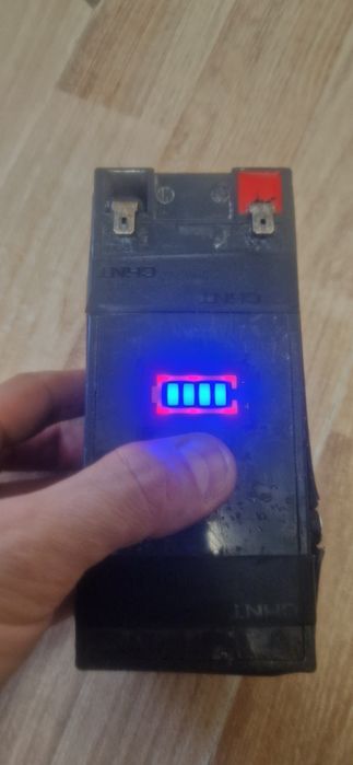 Repar/construiesc acumulatori