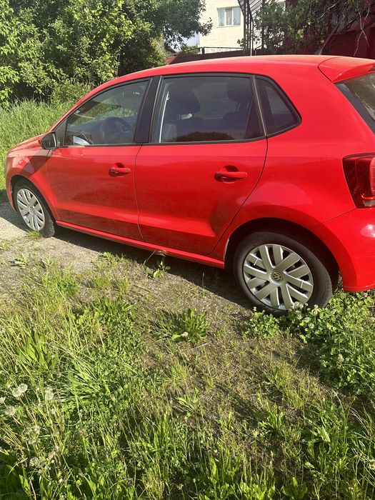 VOLKSWAGEN Polo 2010