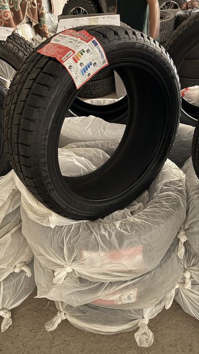 Новая резина 235 45 R18