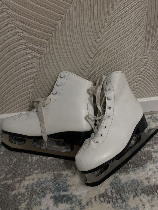Коньки 36 размер !!!