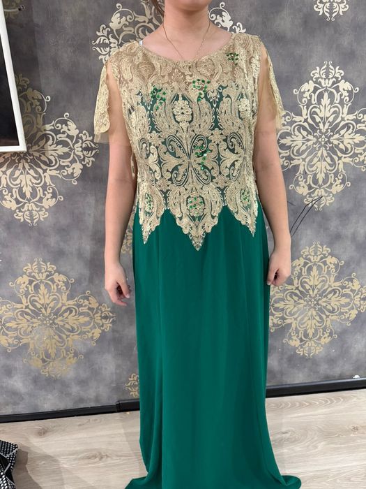 Женское нарядная платье