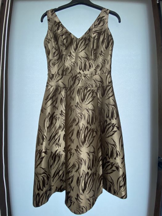 Super preț rochie Anka’s