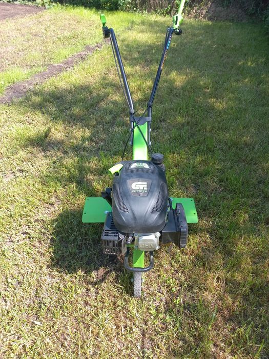 Продам культиватор