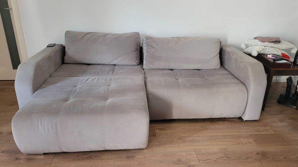 Canapea extensibila culoarea gri deschis