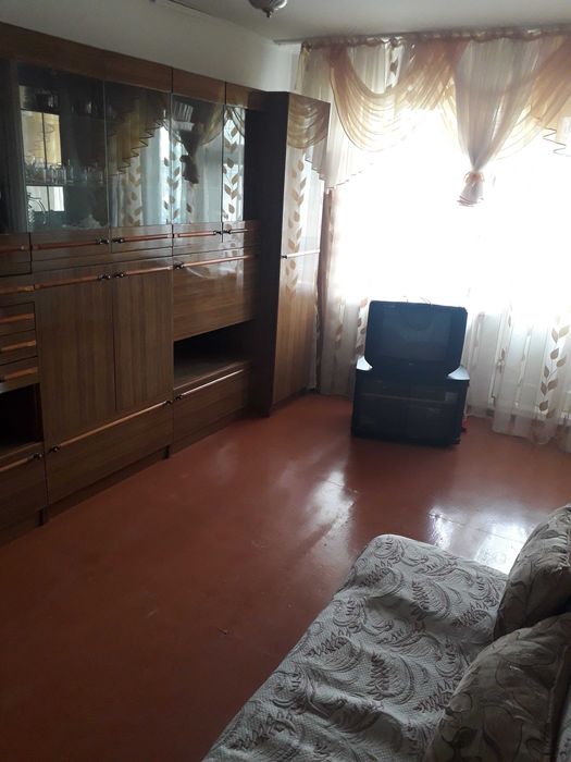 Продам 4-х комнатную квартиру