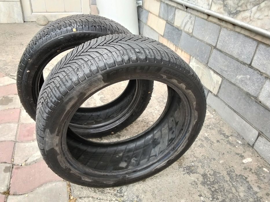 Продам шины 225/45/18