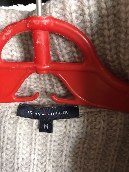 Вязанная кофта жерстянная.