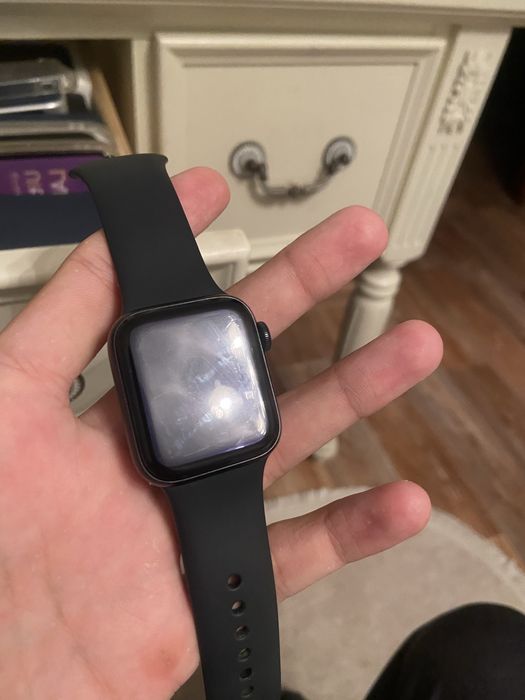 Продам Apple Whatch SE (GEN2)