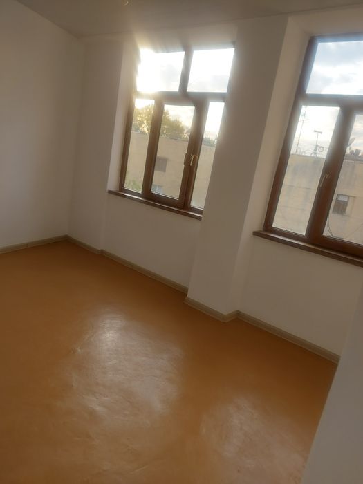 Продается Ю-Абад 18 кв 2/4/4 77 серия