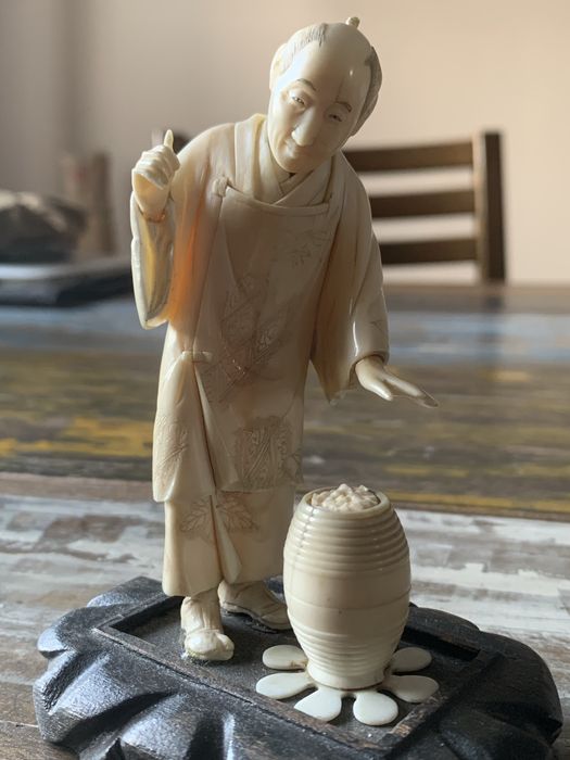 Окимоно Okimono японска фигура Мейджи период 1900 г.