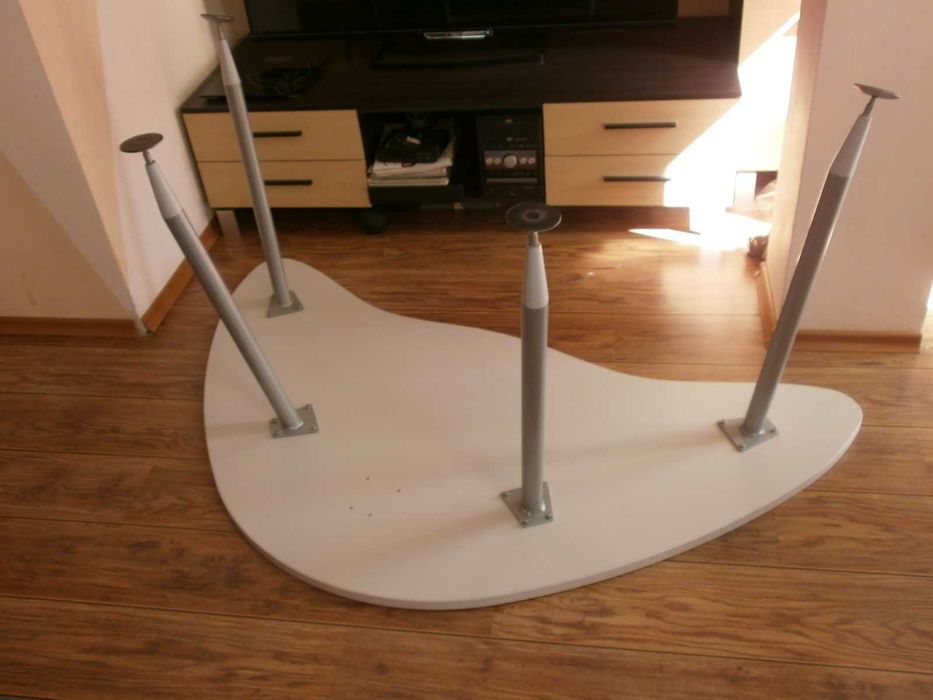 НЯКОЛКО броя Дизайнерско Голямо Офис Бюро "ОРТ" с Контейнер (ORT)