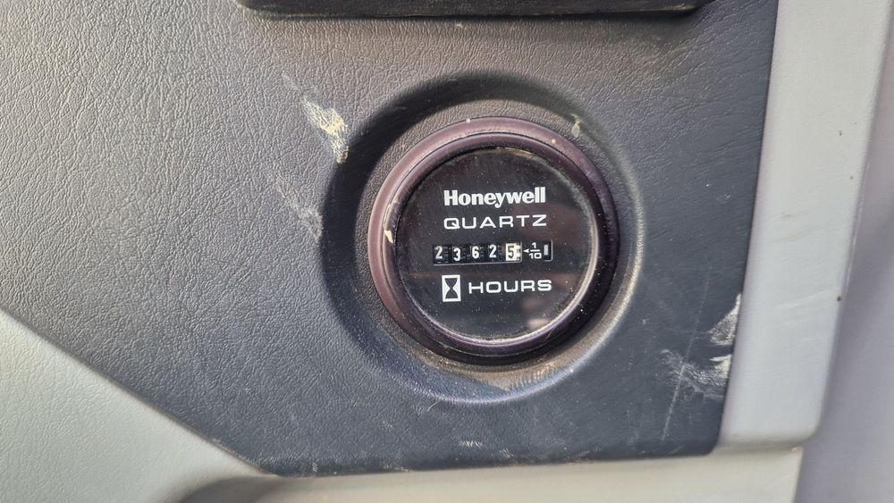 Продам гусеничный эксковатор Hyundai