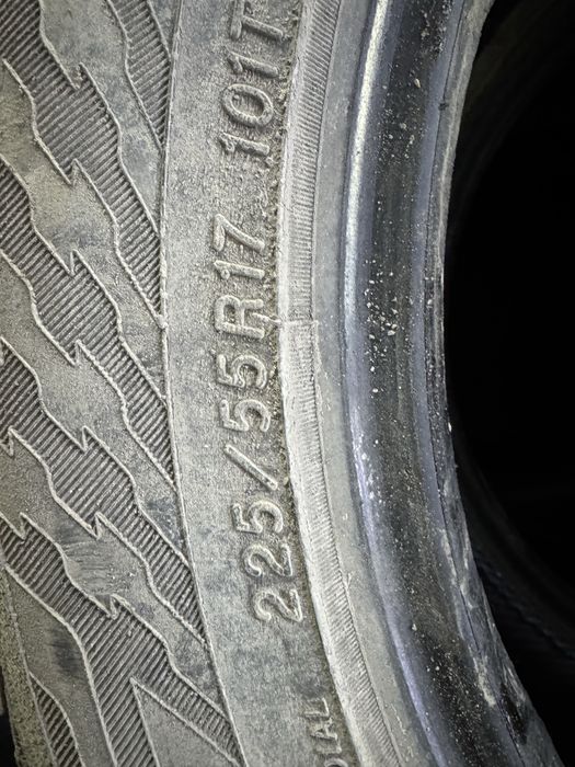Yokohama 225/55 r17