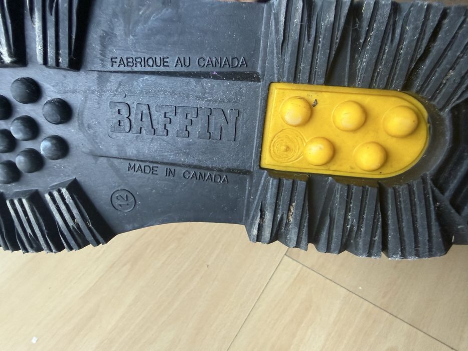 Продавам зимни ботуши Baffin