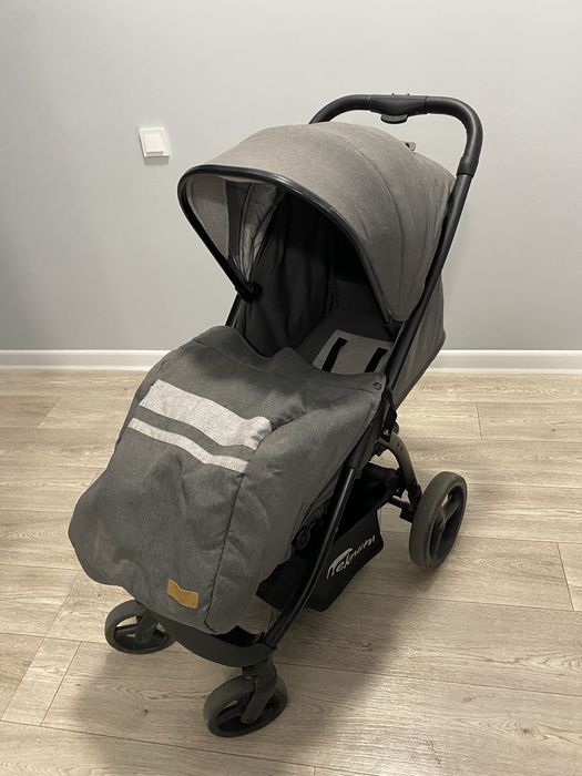 Продам коляску «Текнум»