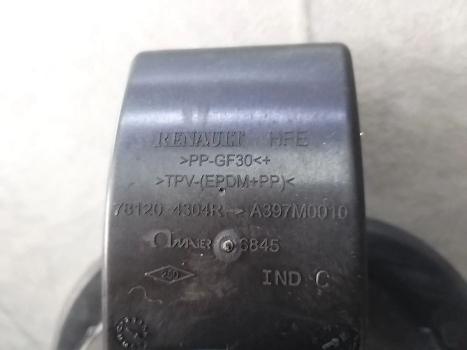 Capac usita rezervor cu buson renault kadjar ha hl 781204304r a397m0010