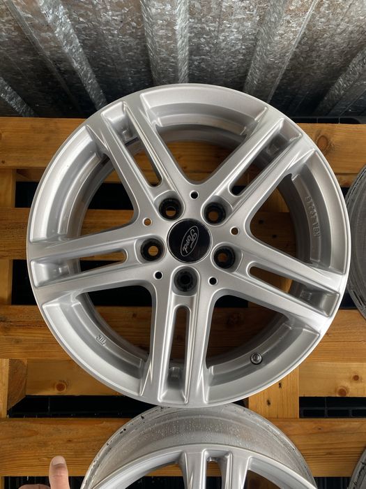 16 цола 5 х 108 мм Форд , Волво , Ford , Volvo