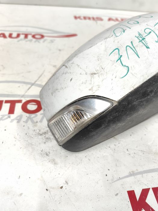 Дясно Огледало Renault Megane III / Рено Меган 3 - 2008/15г.