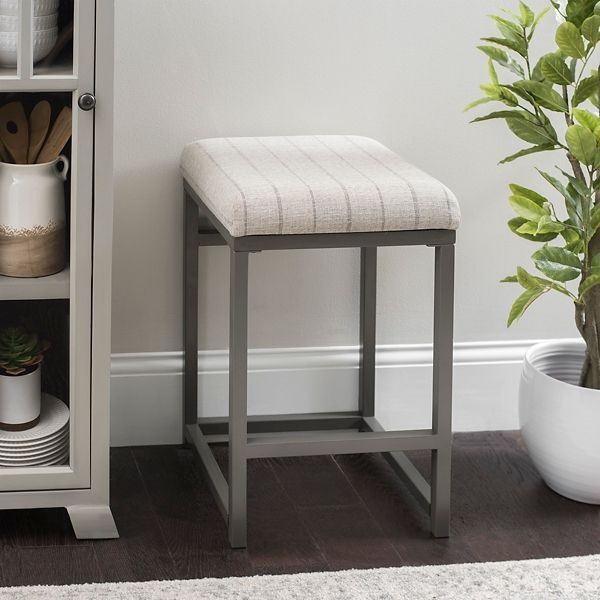 Taburetki myahkiy loft
