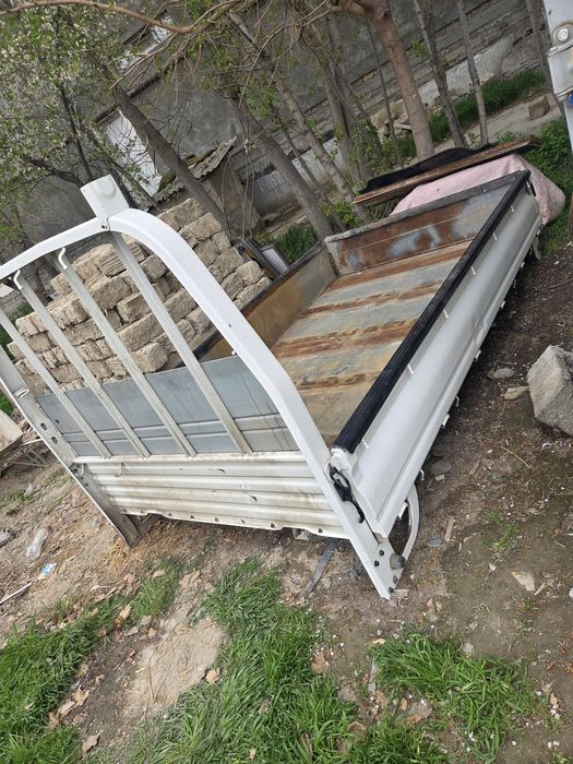 Кия бонго бортча сотилади