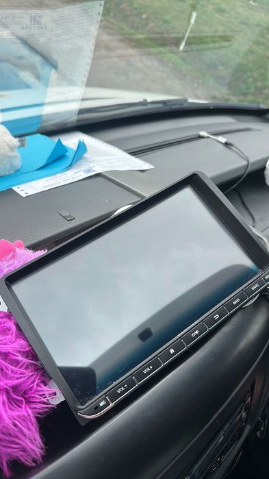 Vând navigație 4gb RAM Carplay