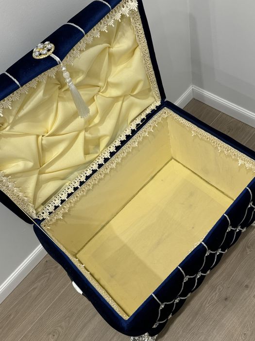 Набор сундуков и корзин сандык