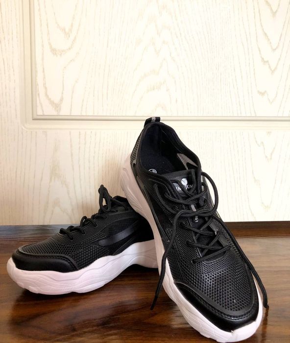 Идеальное кроссовки