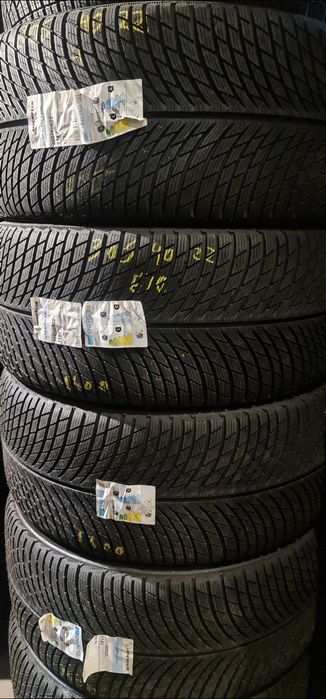 Anvelope Iarnă  Noi 305 40 22 / 275 40 22 Michelin