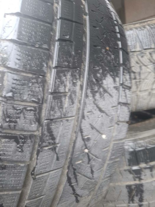 Продавам гуми 245/65/17