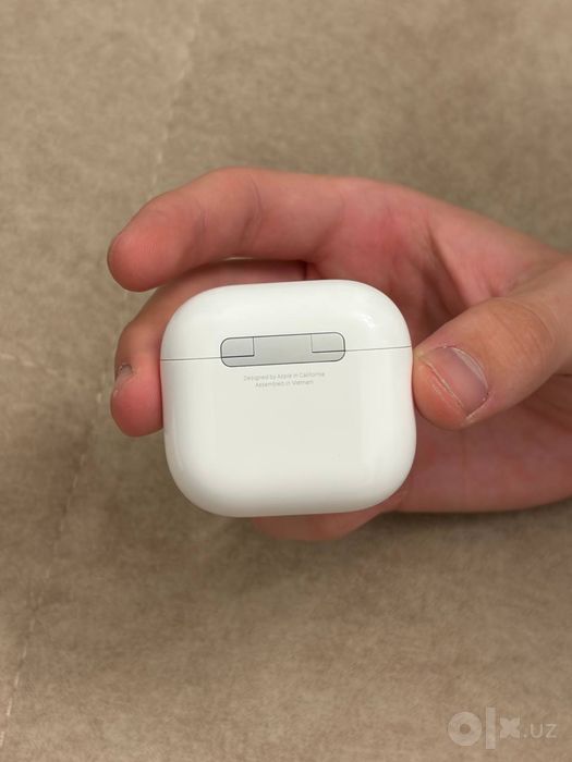 AirPods 4 оригинал — правый наушник + кейс + коробка