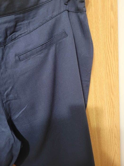 Pantaloni bleumarin trei sferturi, din vascoza, marimea XL, noi