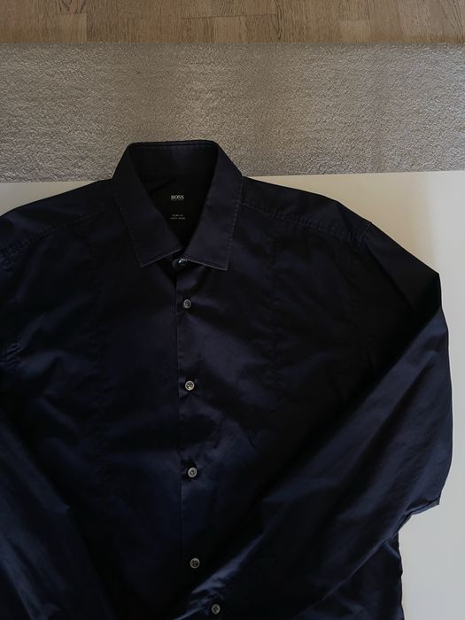 Camasa noua Hugo Boss