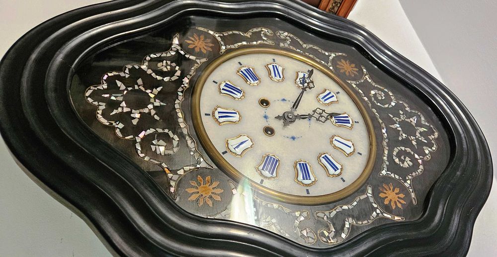 Ceas de perete cu pendula Oeil de bouef 1860