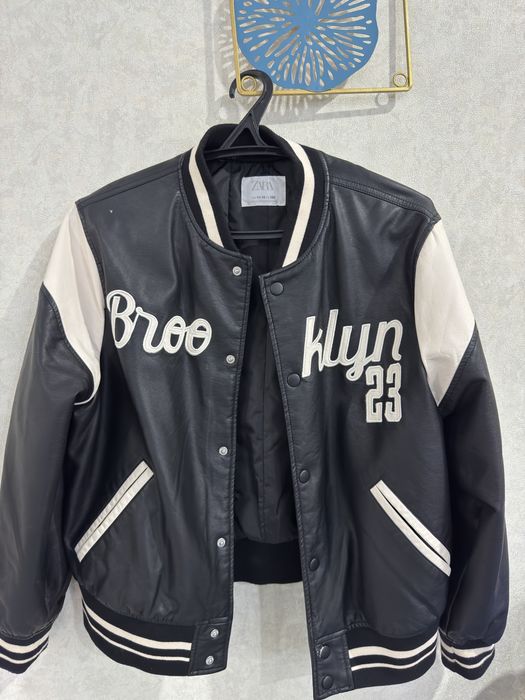 Продам вещи на мальчика рост 146-152