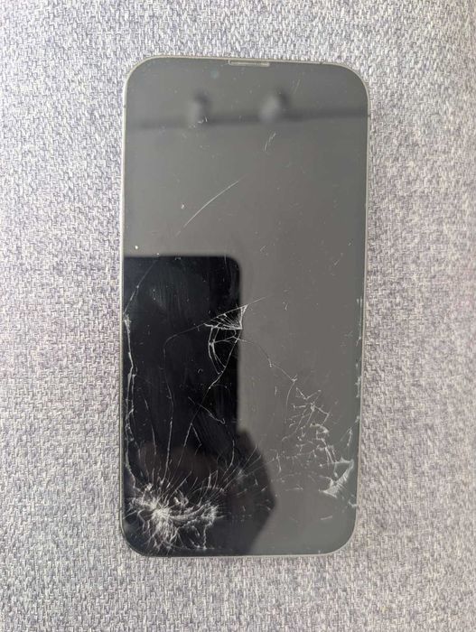 iPhone 13 pro - за части