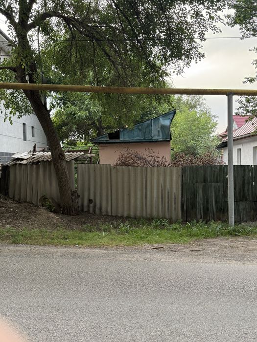 Продам участок 4 соток с времянкой