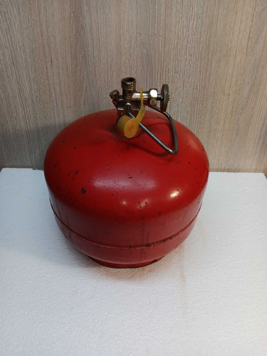 Туристическа газова бутилка